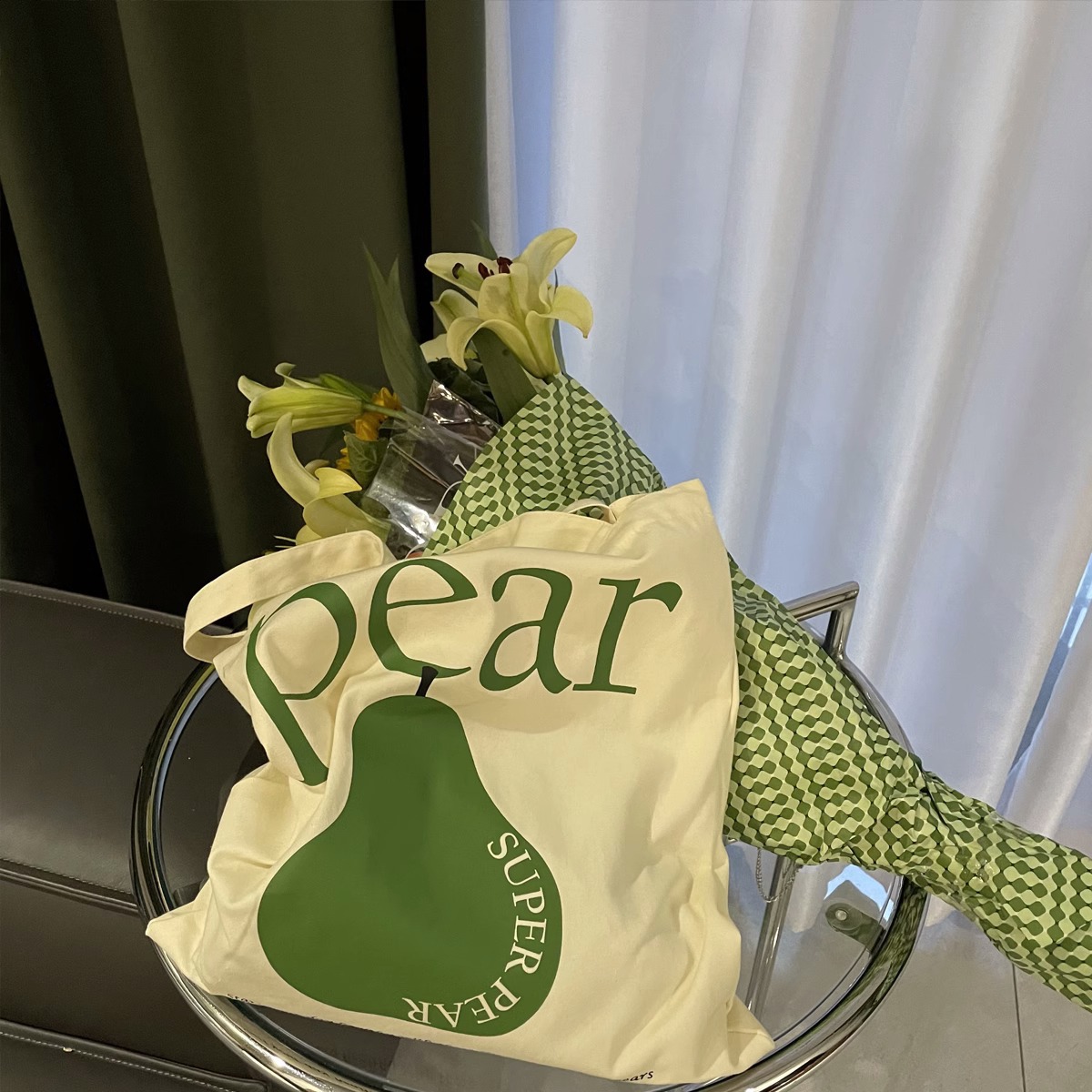 Bolsa de tela de vela portátil con patrón de fruta simple bolso de hombro 2023 nuevo bolso de lona de gran capacidad bolso de nicho femenino tote