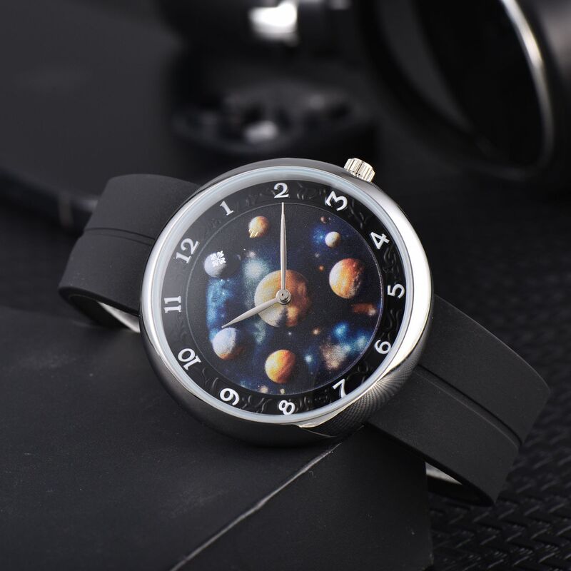 2025 Baida Foreign Trade Hot-Selling Men's and Women's Fashion Cartoon Quartz Leather Strap Watch Classic Commemorative Wristwatch 2025 Baida Foreign Trade Hot-Selling Men's and Women's Fashion Cartoon Quartz Leather Strap Watch Classic Commemorative Wristwatch