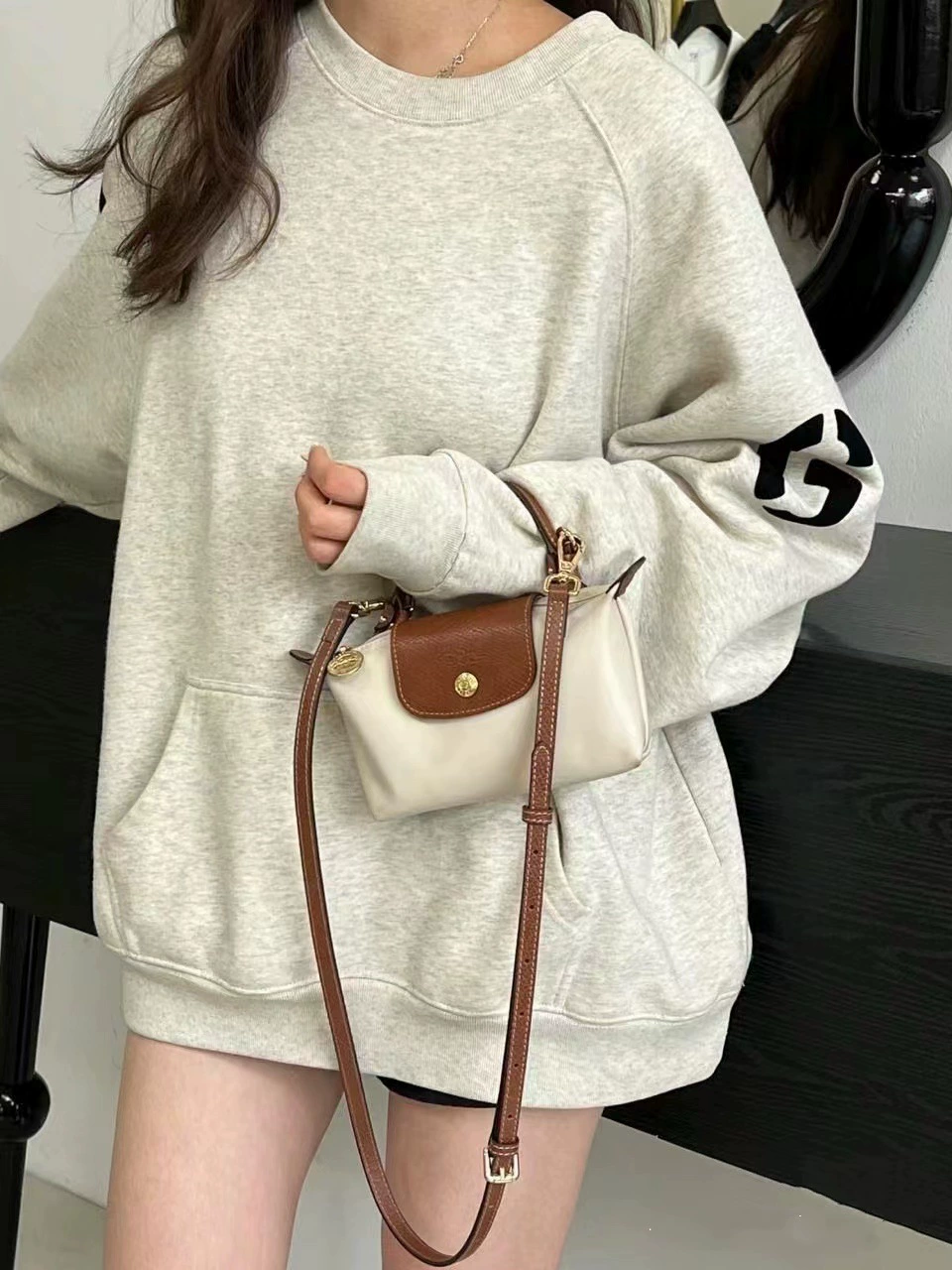 Adjustable Leather Shoulder Strap (longcham mini style) — Cognac/Black/Graphite, Gold Buckle