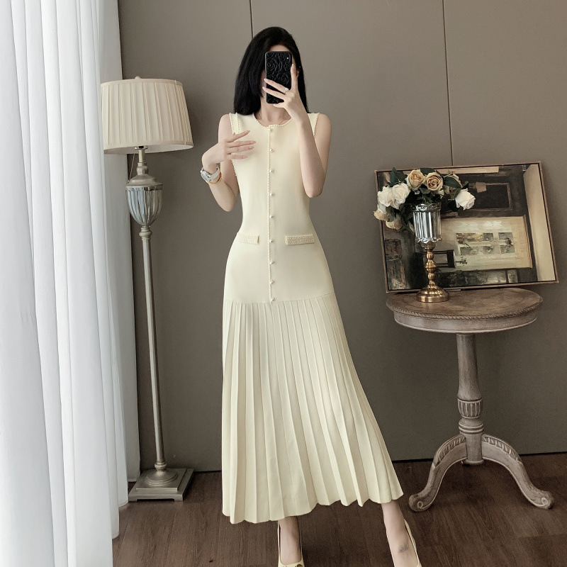 7657法式小香风秋季新款轻奢高级感手工串珠上衣无袖小黑裙套装裙|undefined