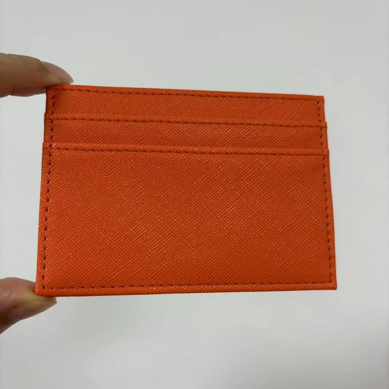 오렌지 크로스 패턴