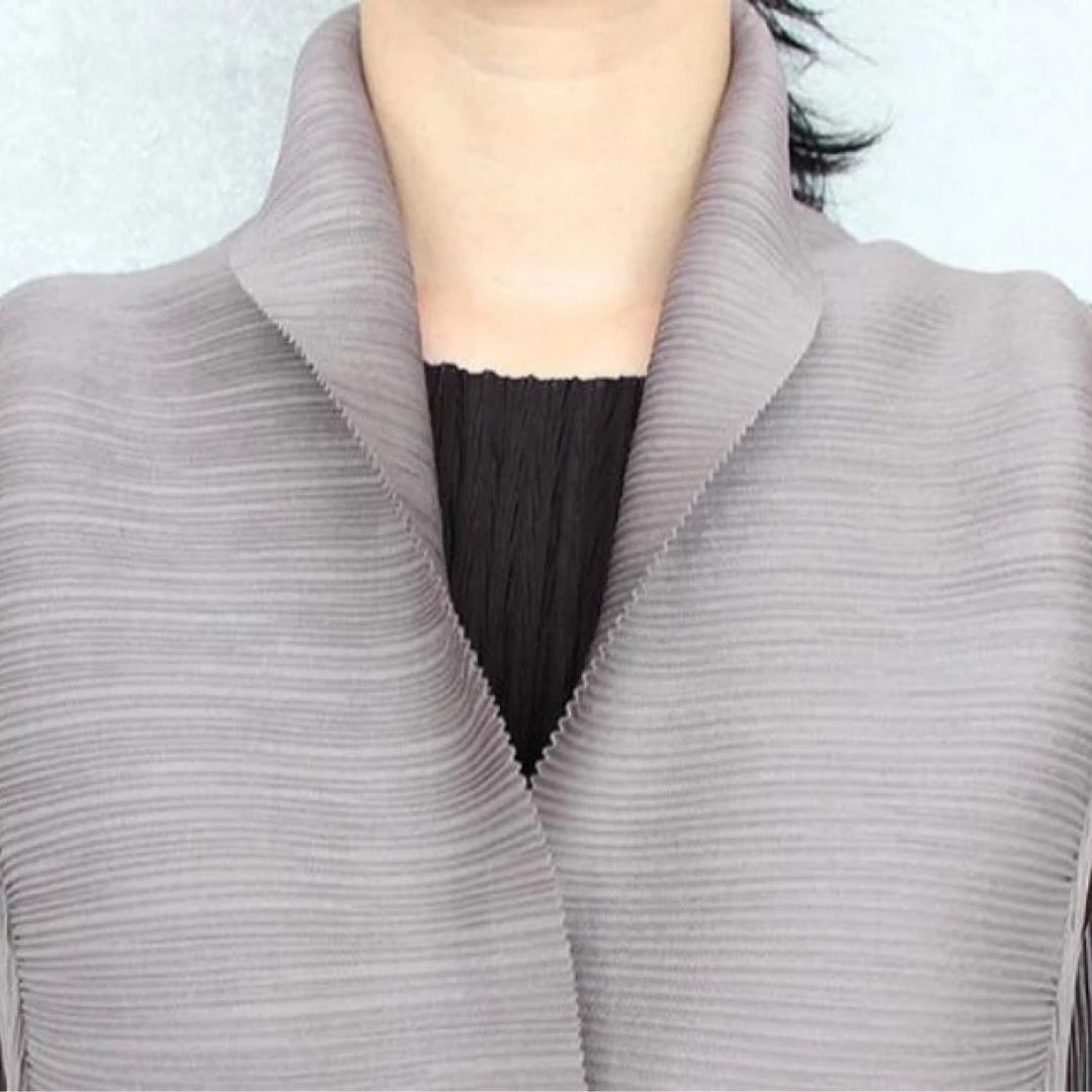 30D经编高温布银灰色  大量现货提供   褶衣面料