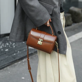 女士单肩包;腋下包;女士斜挎包