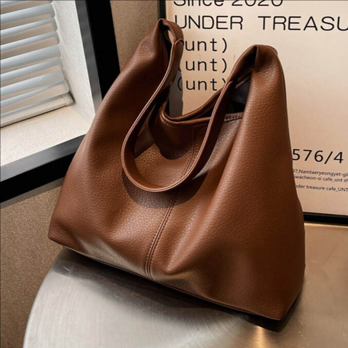 Cross-Border Single-Shoulder Tote Bag, Large-Capacity Stylish Handbag for Women, 2026 New Fashion Simple Casual Underarm Bag Cross-Border Single-Shoulder Tote Bag, Large-Capacity Stylish Handbag for Women, 2026 New Fashion Simple Casual Underarm Bag