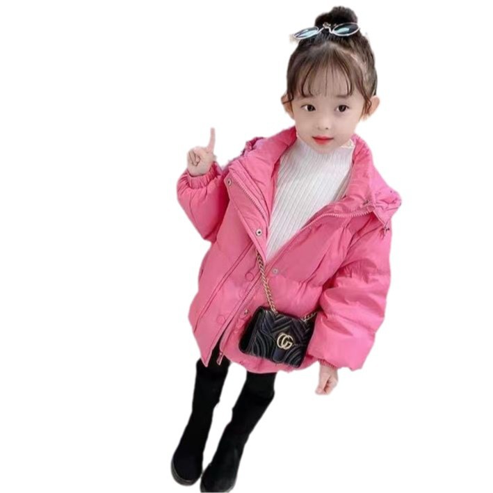 Niñas 2025 invierno nuevo estilo coreano de aire extranjero para niños con capuchón grueso ropa de invierno cálida bebé
