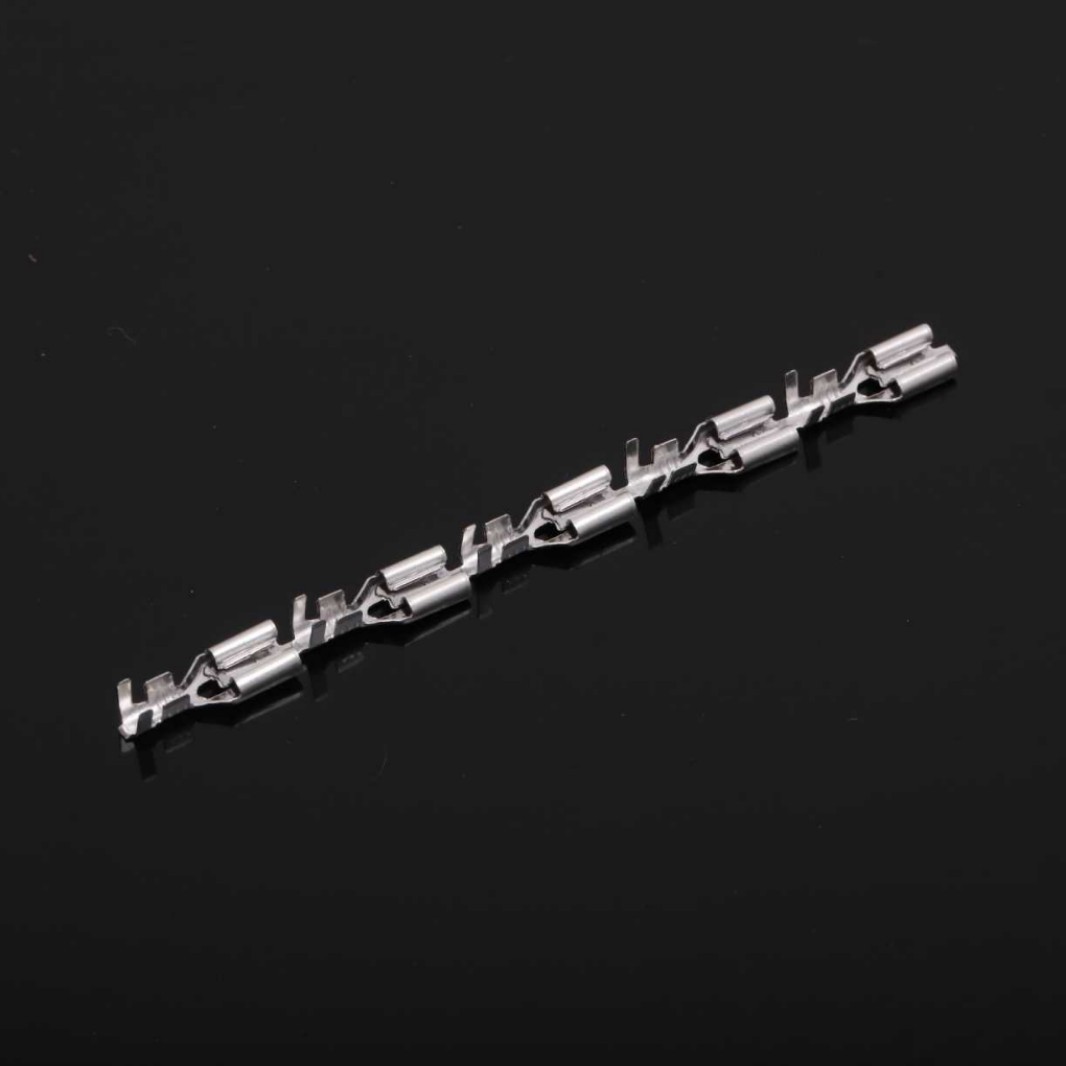 6.3插簧锁扣端子250双管母连续直带锁插拔式接线接头