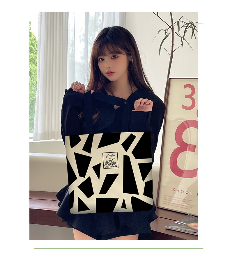 Women's Fashion Geometric Canvas Shopping Bags display picture 8