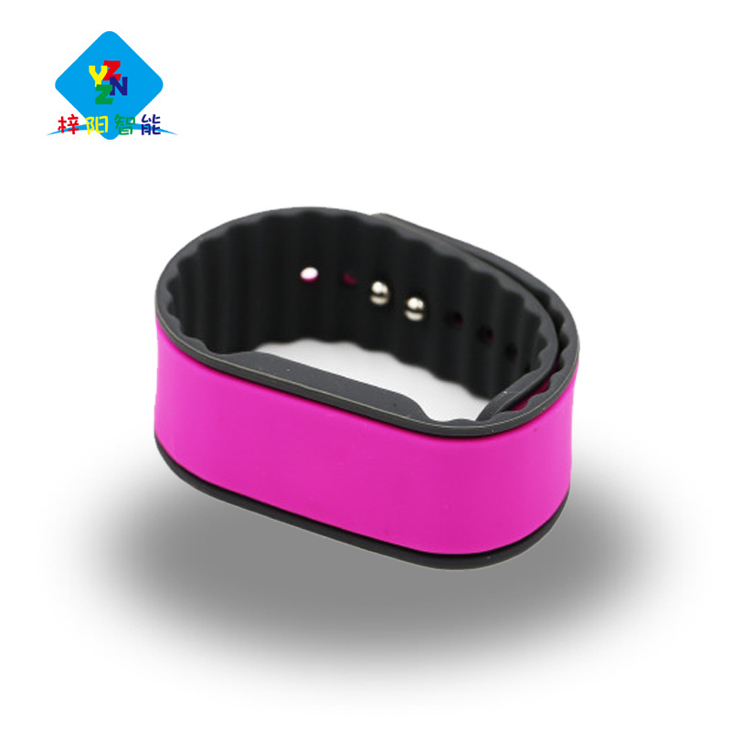 厂家供应远距离射频识别硅胶腕带 UHF智能手腕带可识别3米 超高频