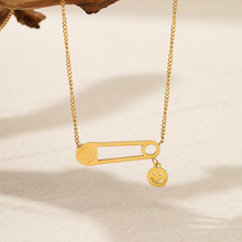 网红热销回形针不锈钢项链小众设计感百搭锁骨链开心笑脸钛钢项饰