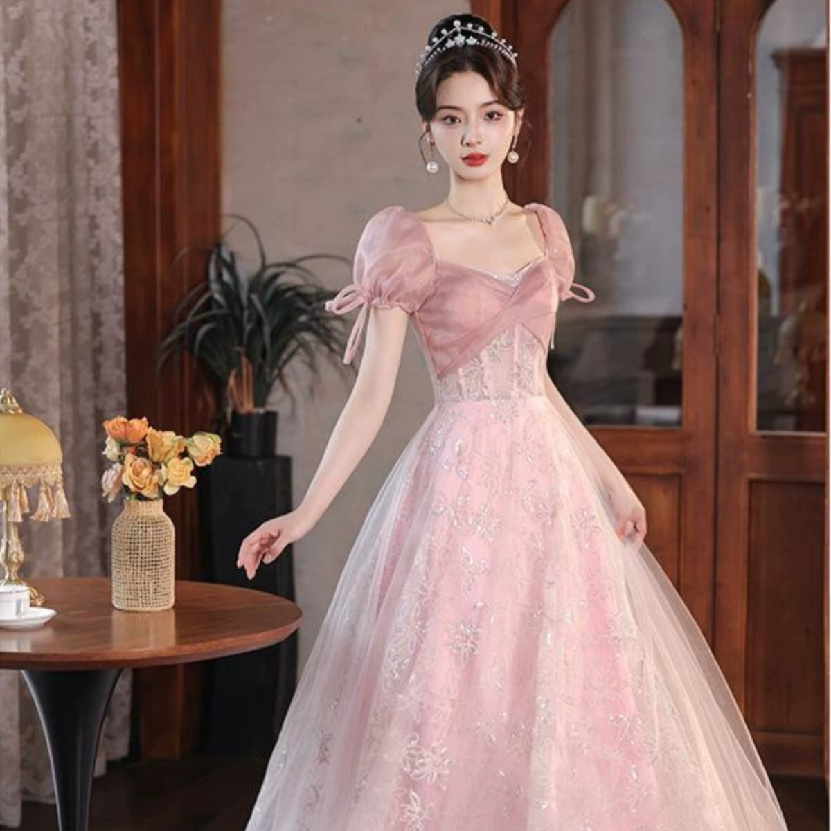 French-Style High-End Light Luxury Pink Evening Dress, New Summer Model with a Sense of Sophistication, Suitable for Annual Meetings, Host Style, Princess-Style Puffy Dress