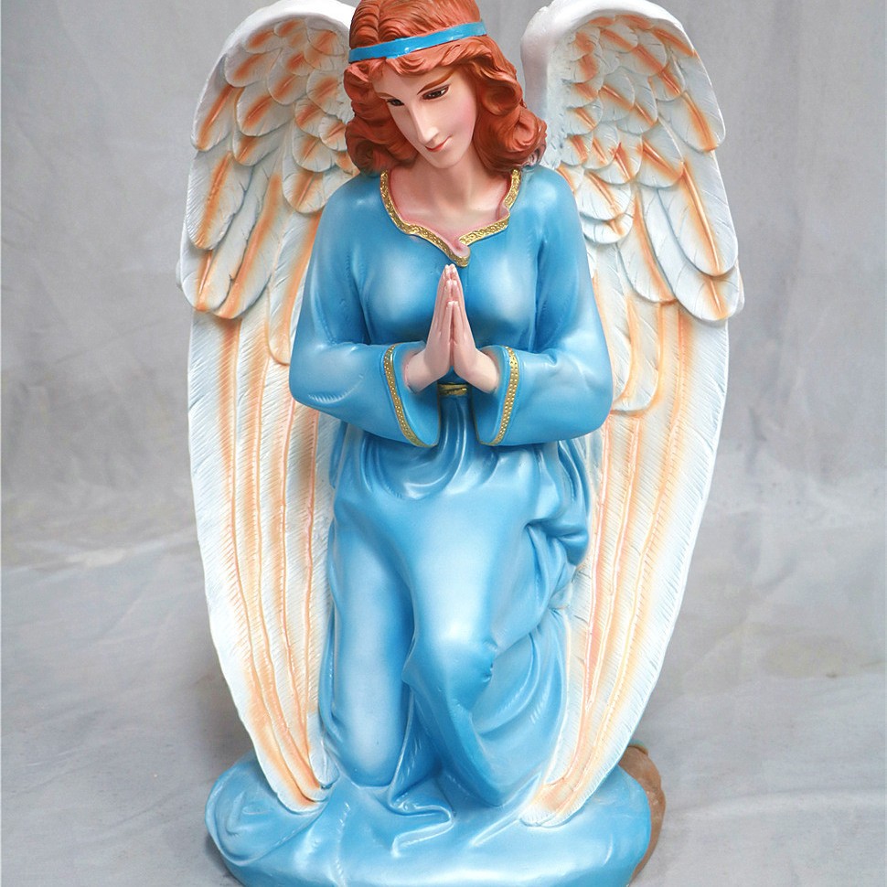 70cm de rodillas ángel mano