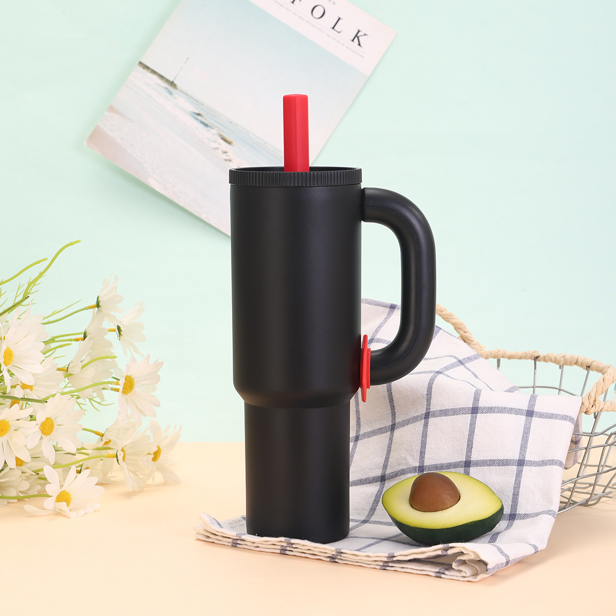 Gourde isotherme esthétique avec paille en acier inoxydable_voghion.com