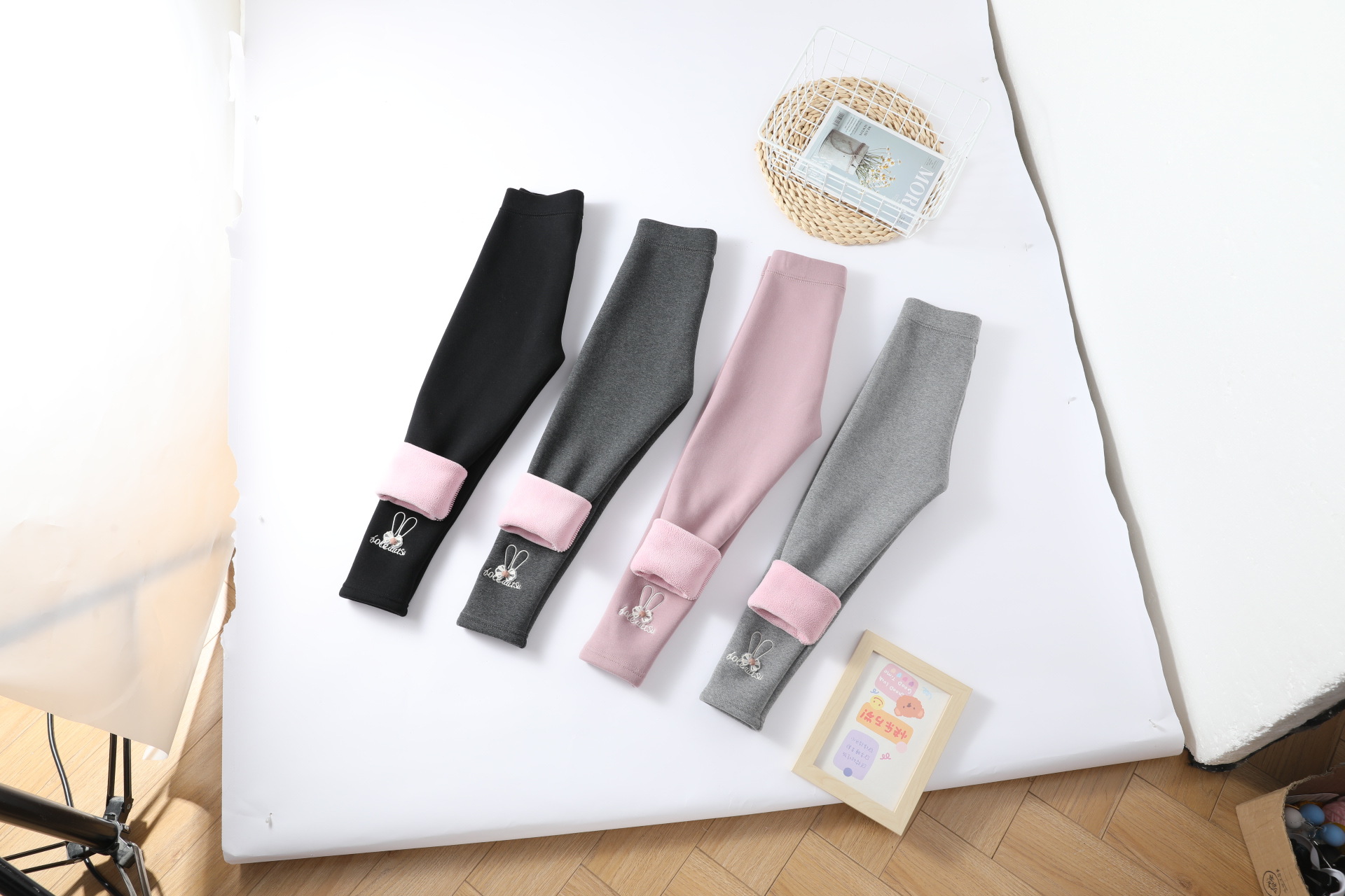 女童加绒打底裤春秋儿童纯棉加厚长裤冬季宝宝中小童保暖裤子外穿