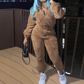 时尚休闲套装;休闲裤;女式牛仔裤