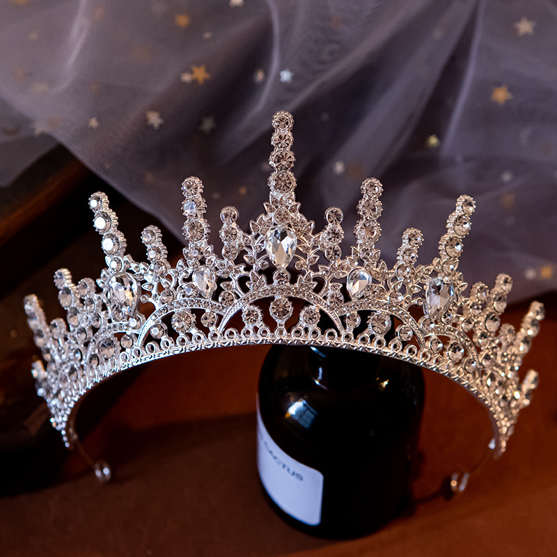 Women's Gender Bridal, Romantic, Shiny Style Bridal Romantic Shiny Women's Crown Alloy Artificial Rhinestones Crown