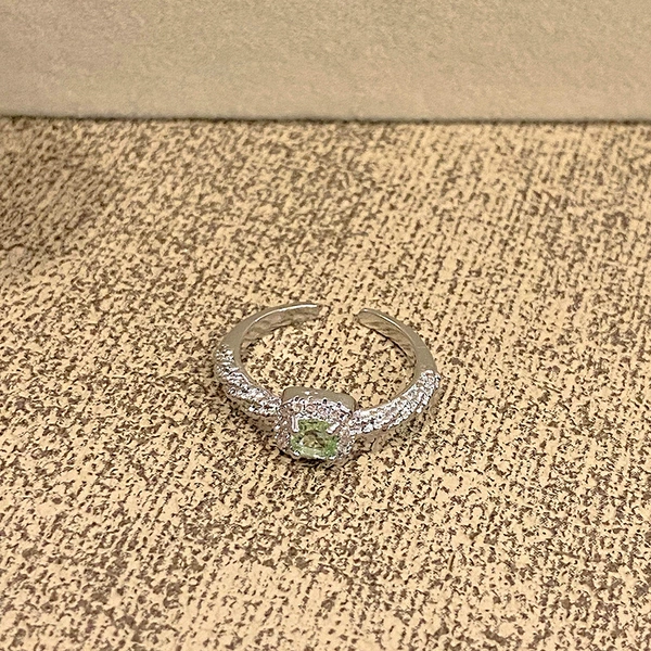One size ring