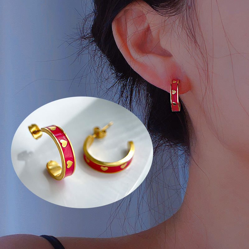 1 Pair Fashion Heart Shape Titanium Steel Enamel Earrings display picture 2