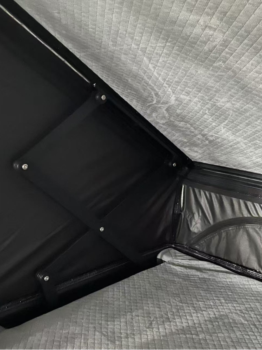 Yanghandi personalizado alfombra alta aleación de aluminio triángulo techo tienda de techo plegable automática SUV para la tienda de carretera