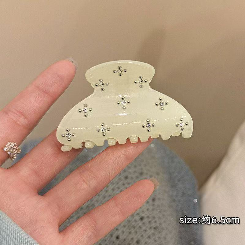 7343 high clarity claw clip - #35 dot pearl half-round beige