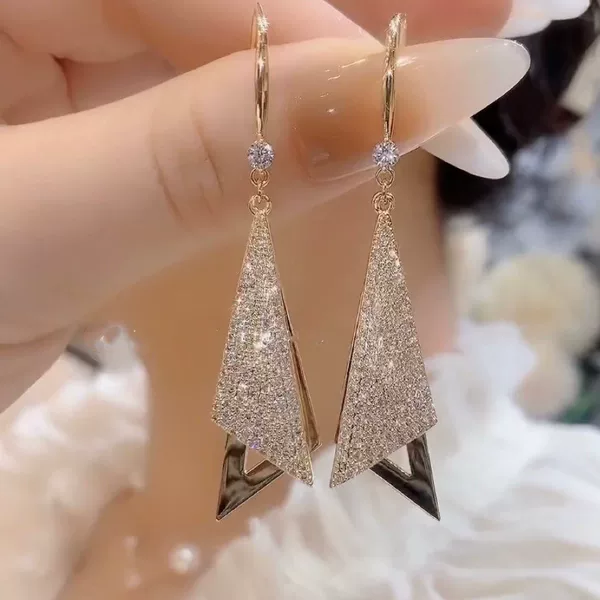 Light Luxury Elegant Micro-inlaid Diamond Earrings Geometric Triangle Personality Niche Design Earrings 2023 New Women's Earrings