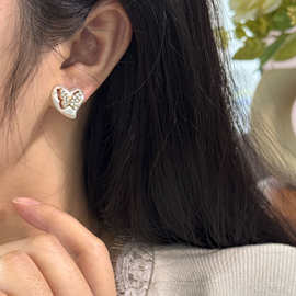 冷风职场通勤大气金银双色蝴蝶爱心拉丝银色耳钉简约耳环轻奢耳饰
