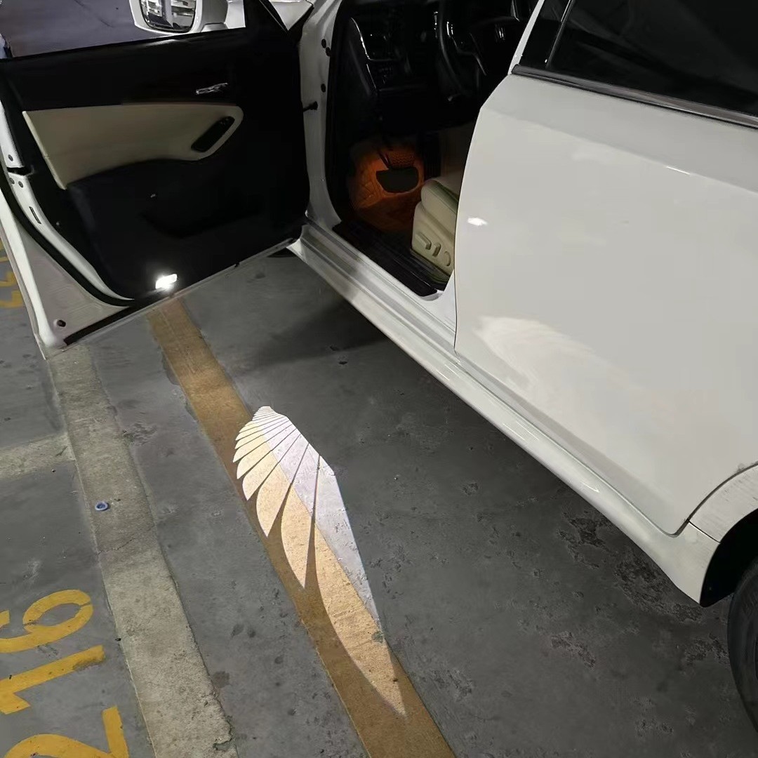 Aplicable a la luz de bienvenida especial de Toyota Camry, lámpara de puerta, lámpara de proyección, lámpara de tierra láser, lámpara de atmósfera