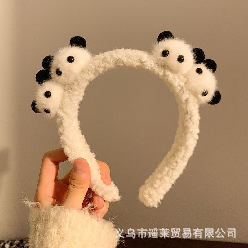 1 panda peludo