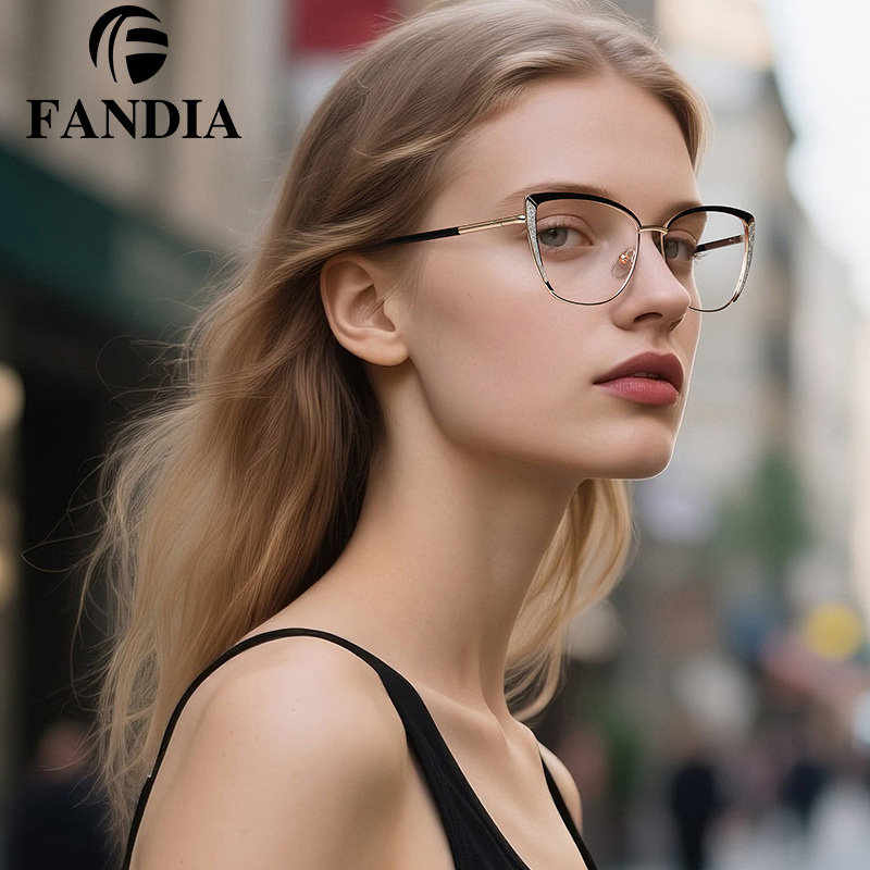 81560 Gafas anti-luz azul de ojo de gato de metal transfronterizo nuevo marco de espejo de miopía de moda para mujer marco de polvo brillante