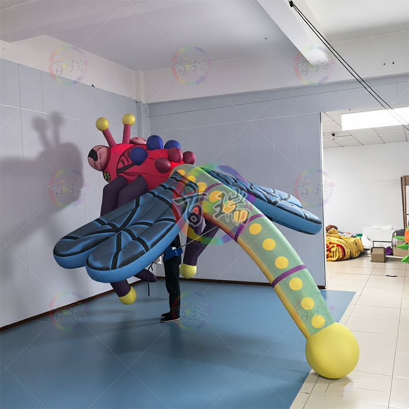 Muñecas de insectos inflables, espectáculo de escenario interactivo, espectáculo de escenario a gran escala, propósitos de actividad del centro comercial