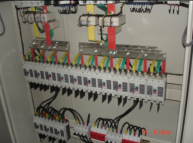 九台市凌源市兴城市高低压成套配电箱厂家