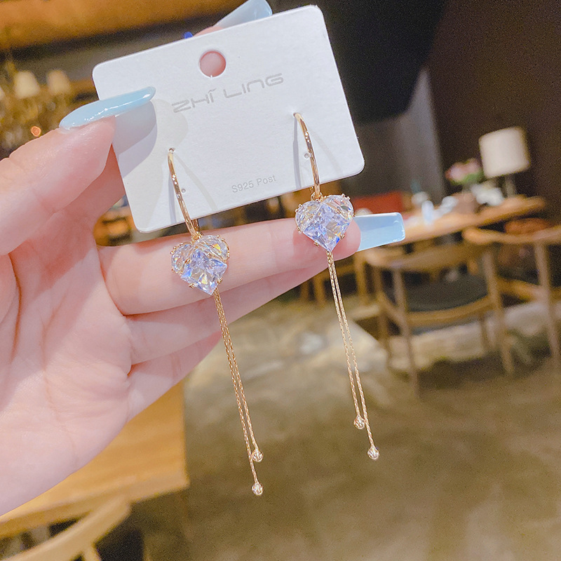 5066867E8F7B8CC345BC98F0B8729D