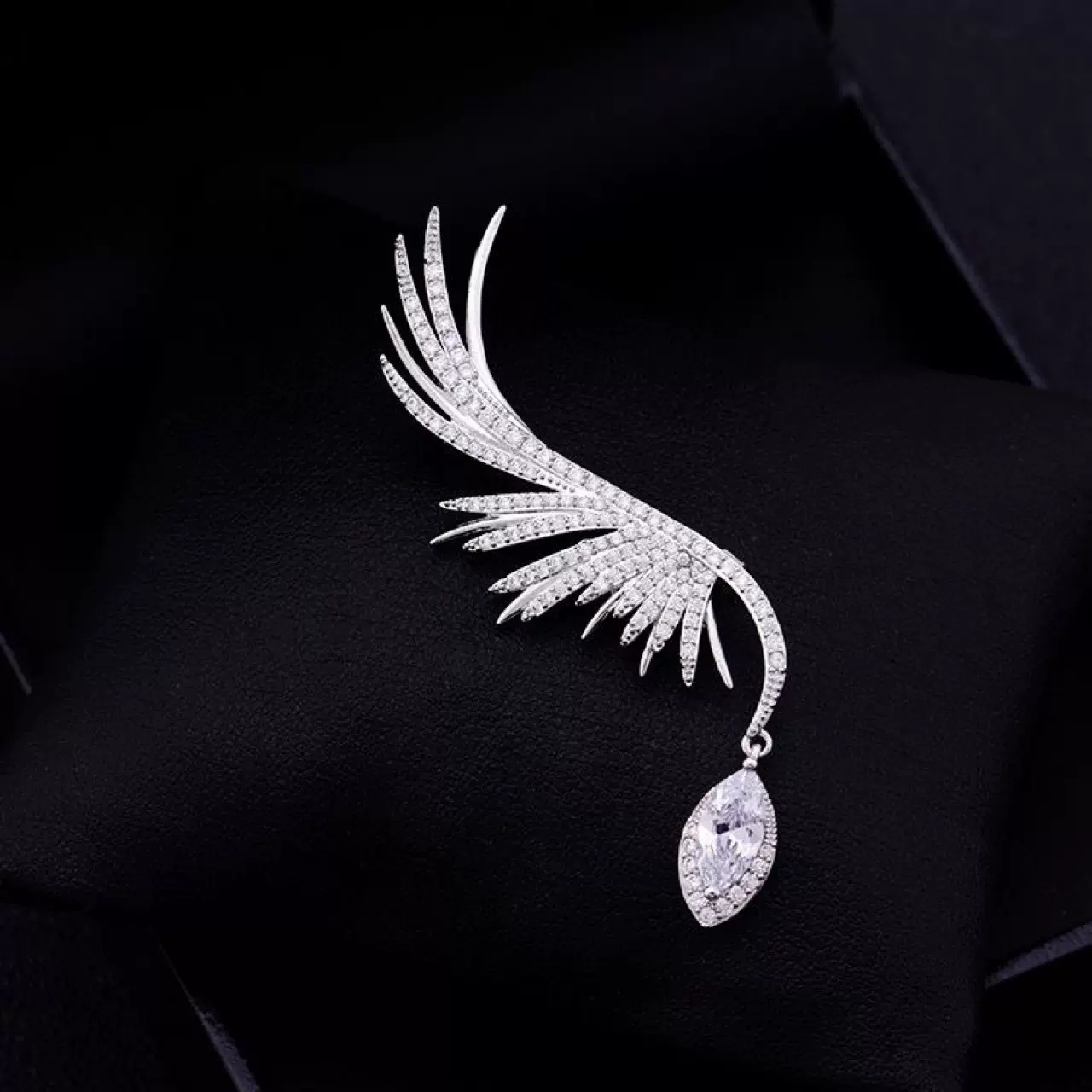 羽毛凤尾胸针 女奢华百搭西服别针 装饰简约胸花配饰时尚领针