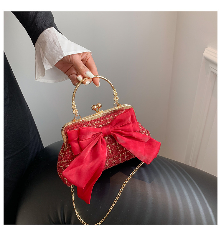 Niche design fashion handbag women's 2023 new spring and summer retro small square bag high-end_voghion.com
