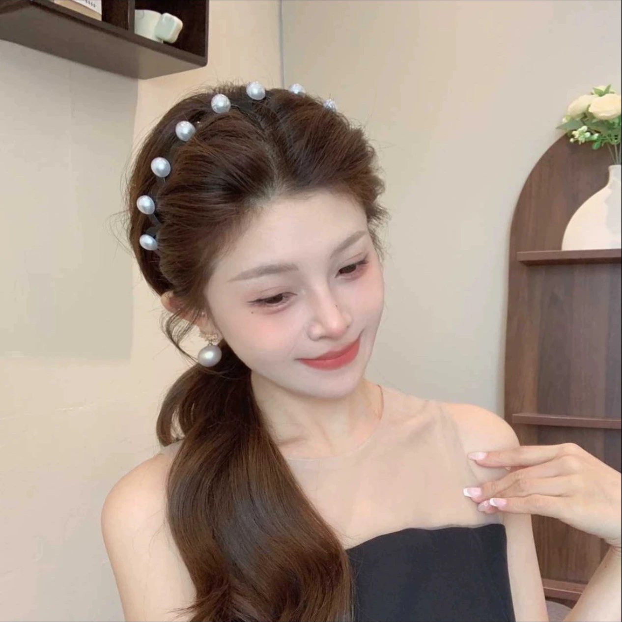 Wavy non-slip headband, adds volume, high-quality style