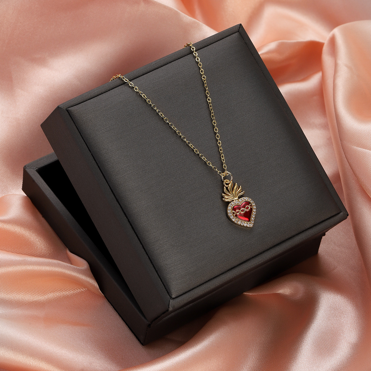17g Weight Pendant, Chain Jewelry Making Type Copper Chain Material 1 Piece Quantity Holiday, Street Occasion Copper Material Heart Shape Pattern Unisex Gender Plating Design Retro, Simple Style Style 1 Piece Copper Heart Shape Pendant Chain 28
