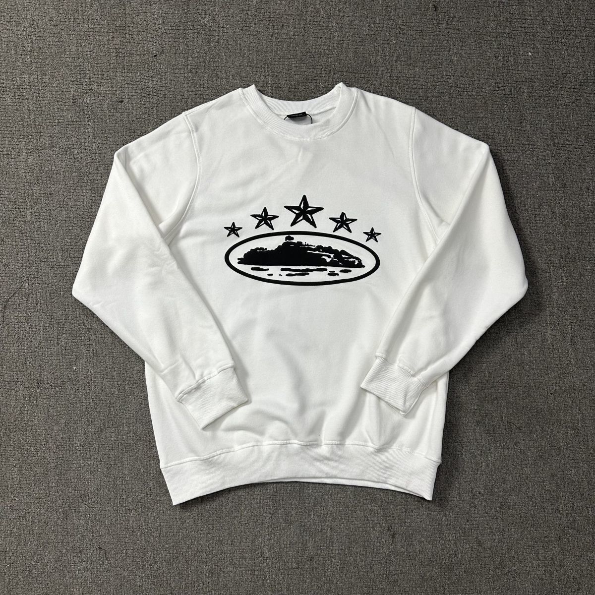 Marca de moda Alcatraz tira reflectante letra impresa camiseta de mangas cortas para hombres y mujeres callejera pantalones cortos casuales set Old Money Style