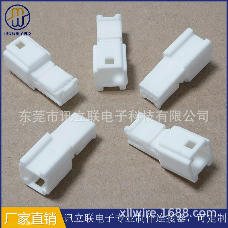 Разъем Sumitomo 8P, корпус мамы белый 6098-5271