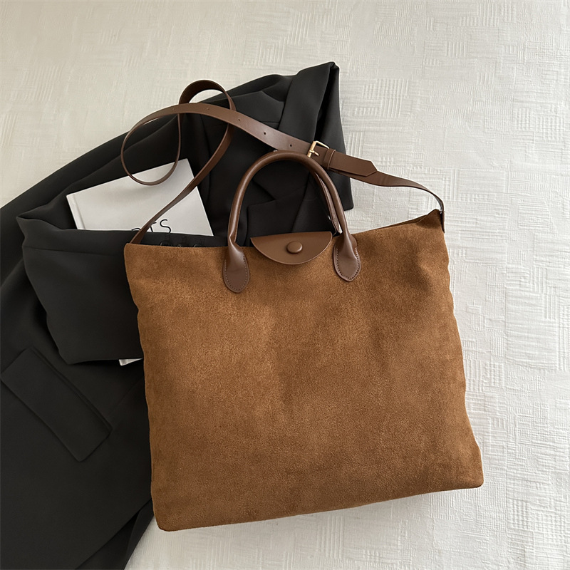 Bolsa de mano de gran capacidad de terremoto esmerilado para mujeres 2024 nueva moda retro bolso de mano coreano bolso de transporte