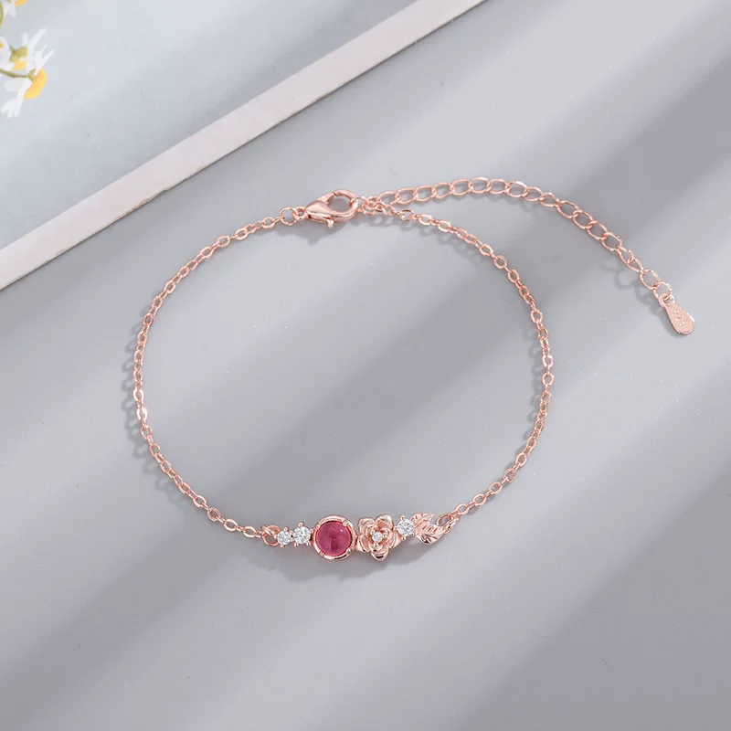 Японское каменное инкрустированное гранатовое bracelet?