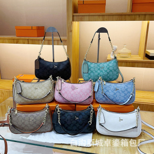 bagsޢ��2025�¿�羳Ҹ��Ů������ٴ�б���朗lӡ���μ�������
