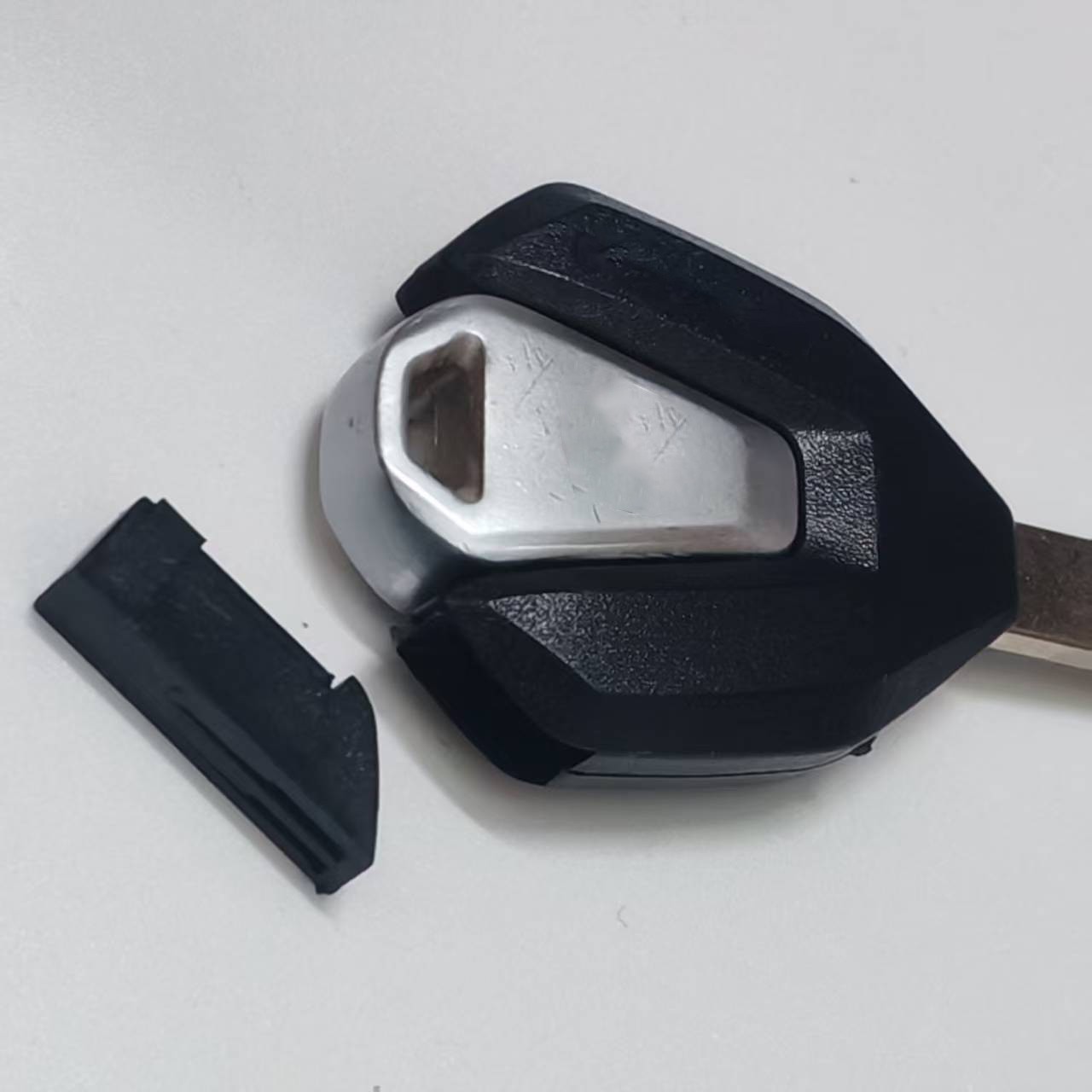 Spring Breeze Motorcycle 250Sr Key Blank 450Srs500 675 700Clx 800Nk Mt New Model Key Blank