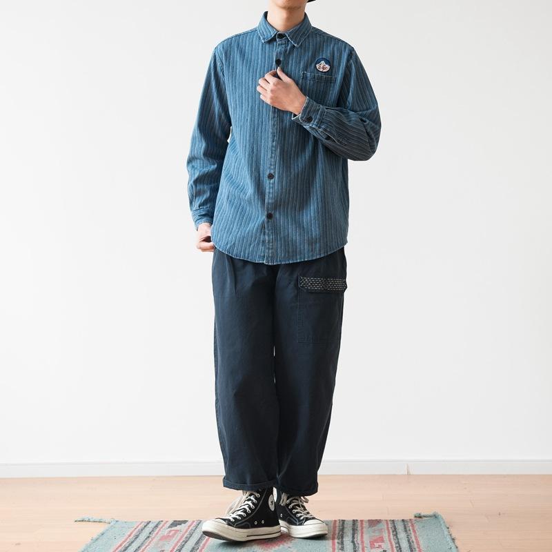 Amerikaanse stijl badge geborduurd gestreept denim shirt met lange mouwen voor heren jeugd trendy werkkleding shirt 2025_voghion.com