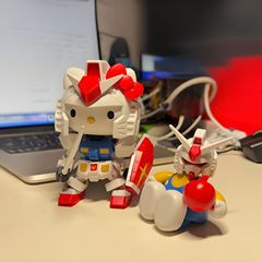 凯蒂猫元祖网红潮玩新品元祖Hello Kitty扎古网红高达模型玩具