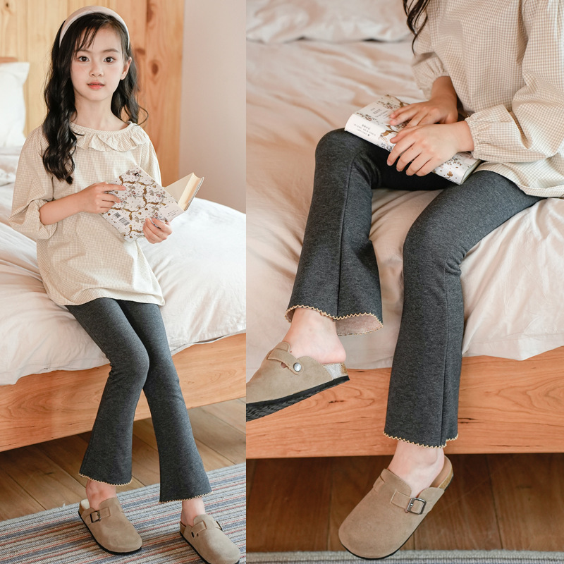 Spring and Autumn Fleece-held Warm Girls' Flared Pants Simple All-match Girls' Casual Pants Thin Velvet Warm Girls' Leggings Spring and Autumn Fleece-held Warm Girls' Flared Pants Simple All-match Girls' Casual Pants Thin Velvet Warm Girls' Leggings
