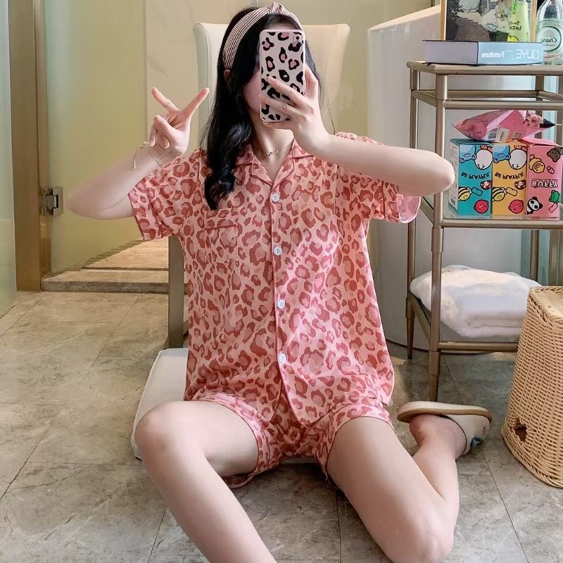 Pijamas de verano de las mujeres de manga corta linda chica Corazón de dibujos animados solapa desgaste del hogar WeChat transmisión en vivo en línea traje de entrega de una pieza