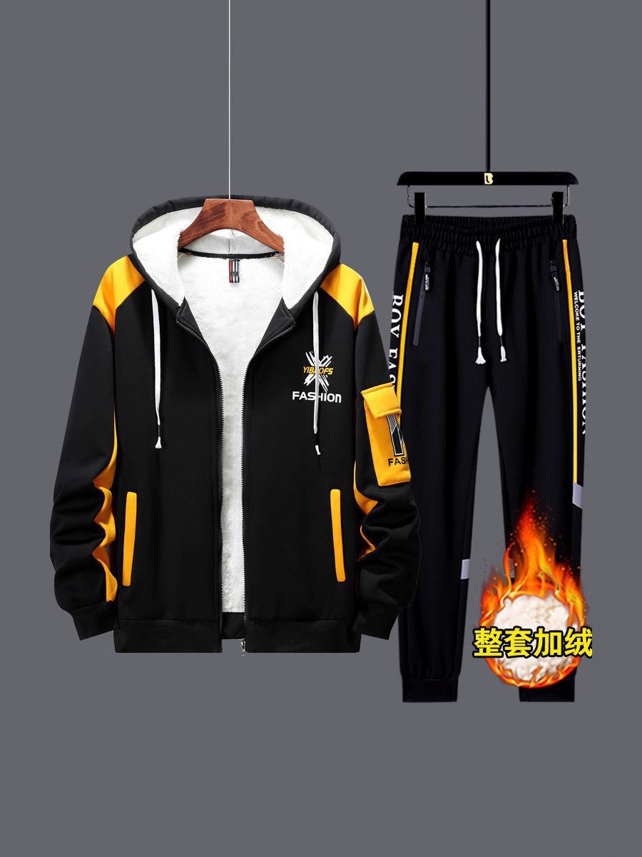 Invierno juvenil con camisa encapuchada gruesa, camiseta, pantalones casuales, ropa de moda al aire libre, hombre