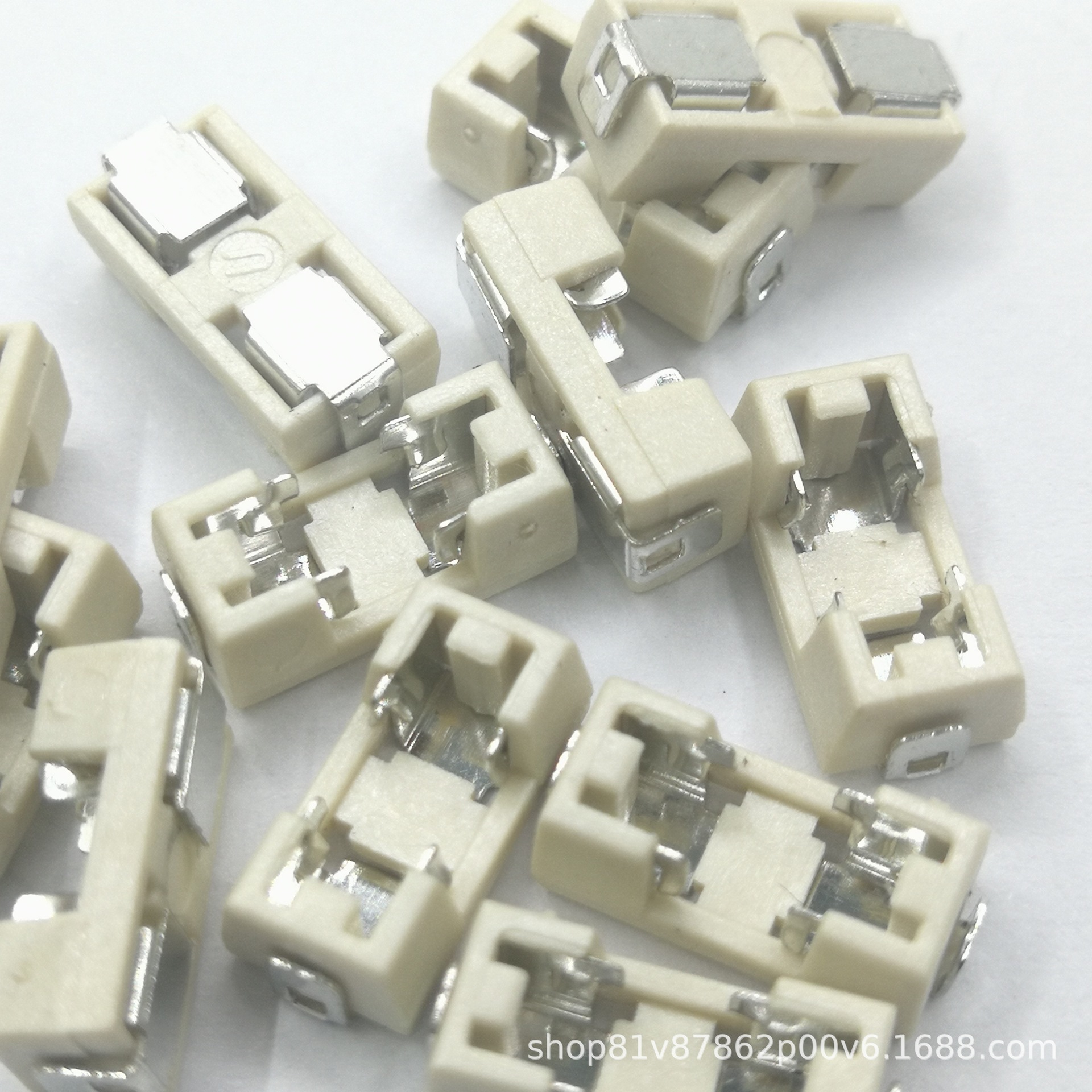 2410贴片保险丝座 XY-0154 一次性贴片保险丝座 XY-0154 290℃