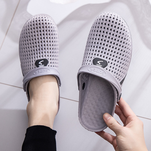 Men's Summer Slip-on Holes Shoes, Street Vendor Anti-slip Fashion Trendy Outdoor Soft Sole Head Cover Beach Cool Slippers