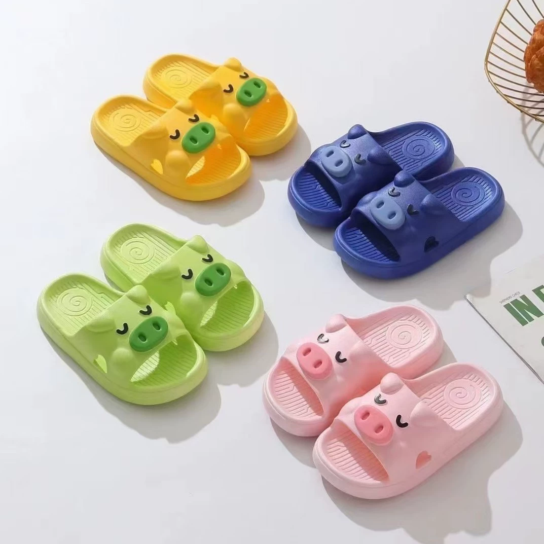 Новые детские тапочки супер милые нескользящие мягкие подошвы для ванной мультфильм милые мужчины и женщины детские холодные тапочки поросенок оптом