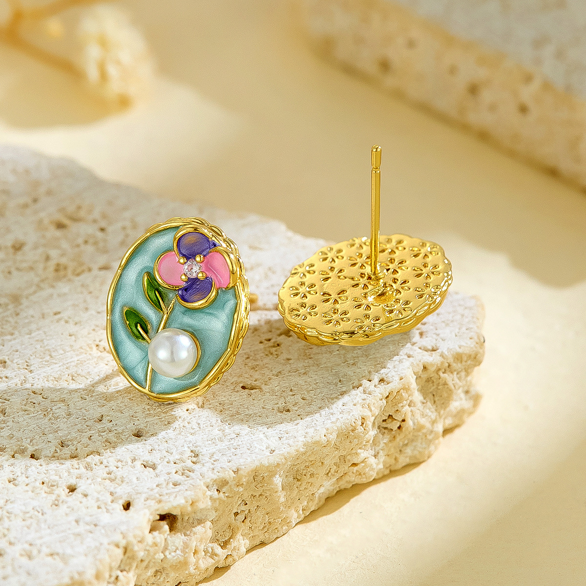 Pintura al óleo retro Pendientes de perlas de flores Estilo explosivo Cena de temperamento Pendientes de esmalte romántico Pendientes pequeños y frescos de todo fósforo